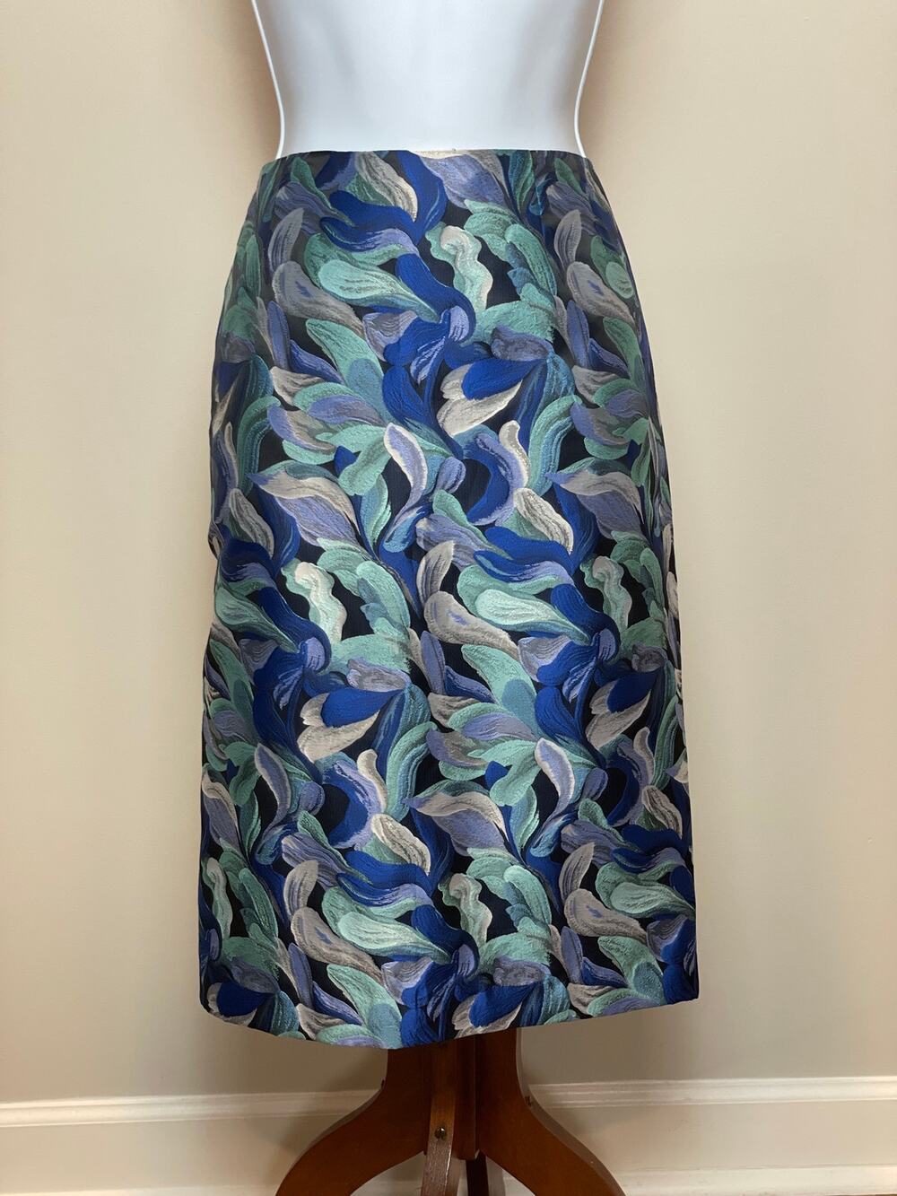 Kasper Blue White Abstract Floral Pencil Skirt Sz 8 Fully Lined Tapestry Fabric